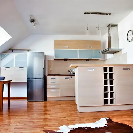 Apartament Male Sceny Колобжег